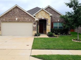 4808 Lazy Oaks St, Fort Worth, TX 76244