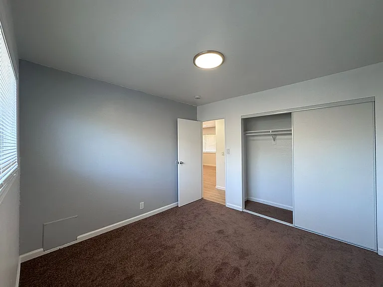 3806 39th Ave — Photo 12