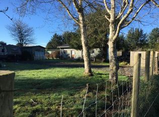 101 Clough Rd, Loleta, CA 95551