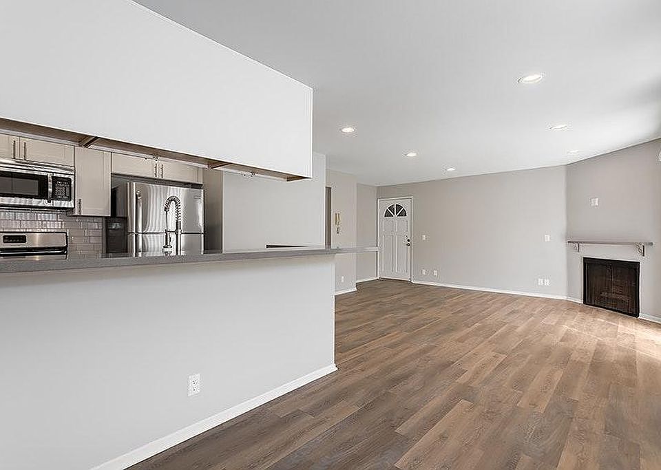 1st image of 1216 S Corning St #201