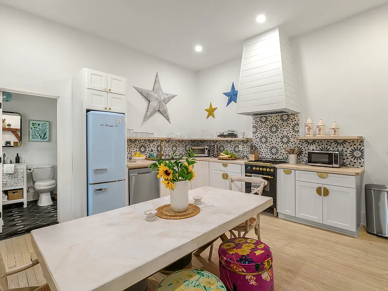799 Charles Allen Dr NE #2 — Photo 15