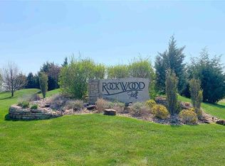 1370 N Countrywalk St, Rose Hill, KS 67133