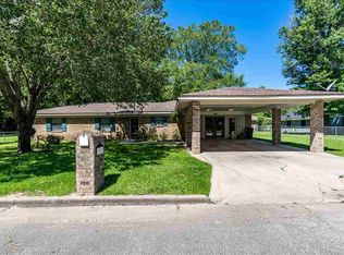 1207 Stonebriar Dr, Carthage, TX 75633