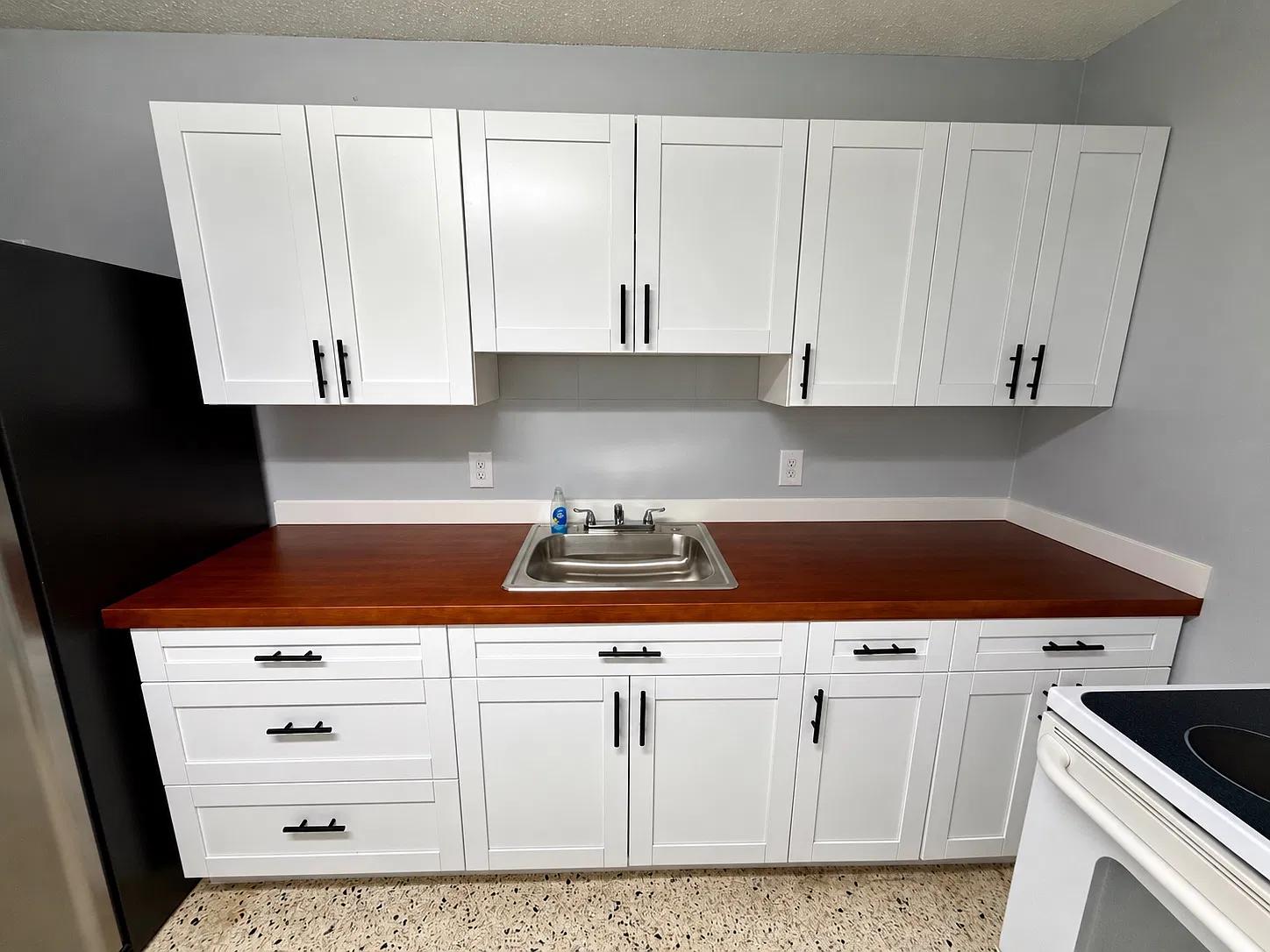 2 bed, 700 sqft, $2,200 — Photo 4