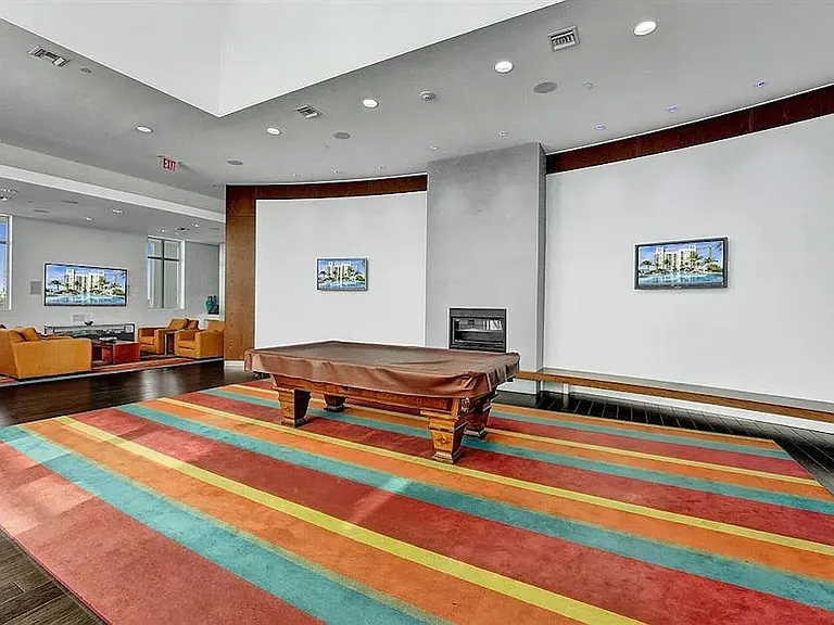 300 S Australian Ave #1007 — Photo 18
