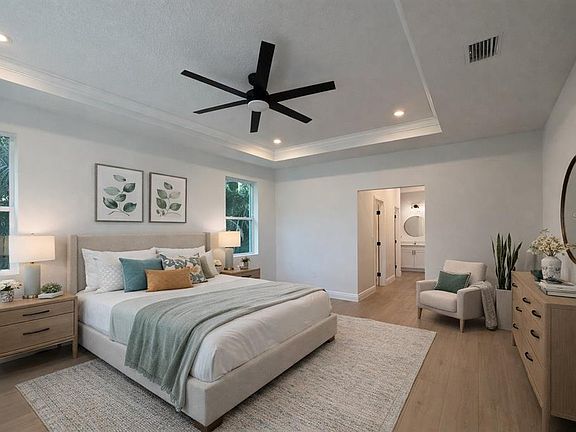 3rd image of 131 KINGS DRIVE
