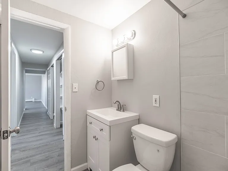 8780 Dawson St — Photo 16