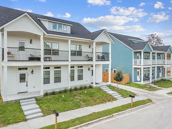 4th image of 910 Fairview Ave #B
