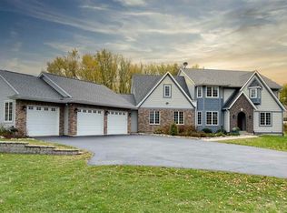 9825 Lawrenceville Rd, Garden Prairie, IL 61038