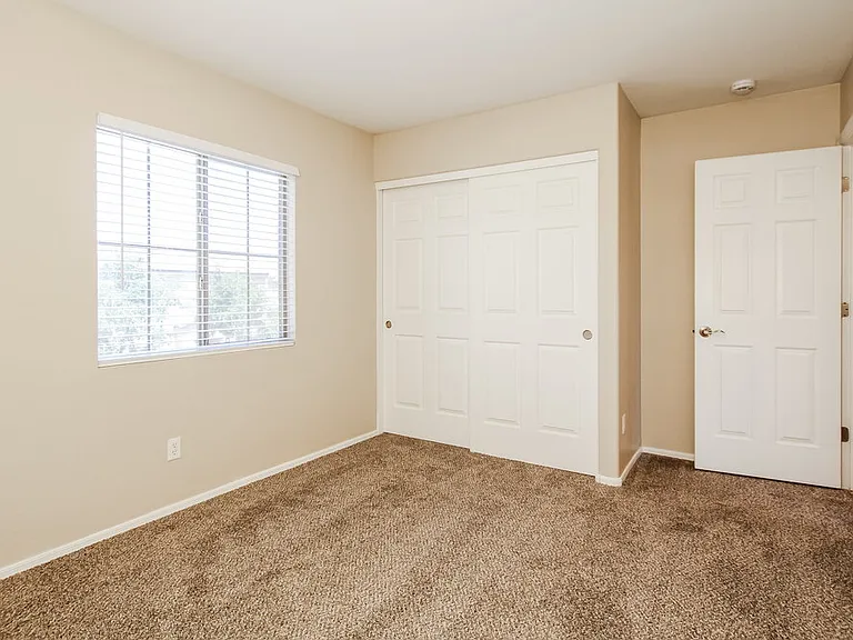 22027 N 30th Ln — Photo 12
