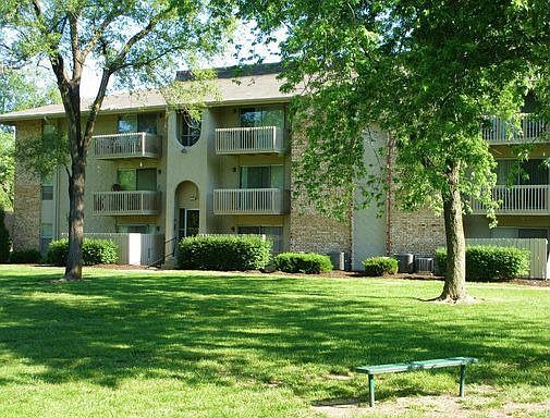 1st image of 9532 Drury Ave APT 301