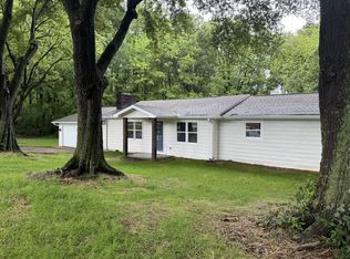 206 Donald Alexander Rd, Cleveland, GA 30528