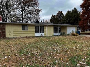 107 N 32nd St, Mount Vernon, IL 62864