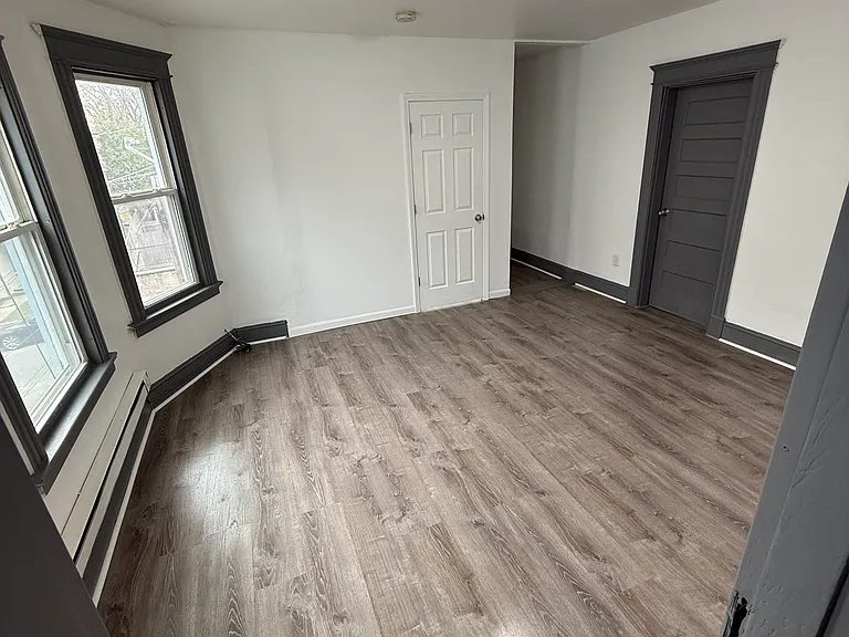 38 Beacon St #2 — Photo 7