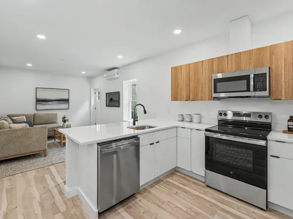 71 Portland St #101, Haverhill, MA 01830