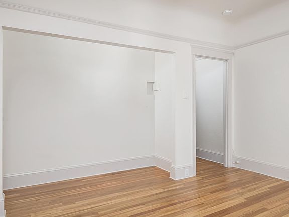 5th image of 1335 Filbert St APT 205