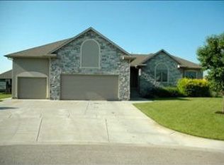 3208 N Ridge Port Ct, Wichita, KS 67205