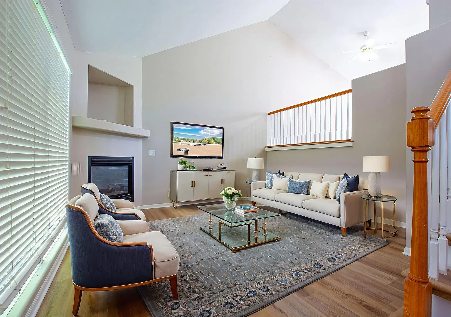 3 Bedroom / 2 Bath Tri-Level Home Located off 144th and Maple! — Photo 3