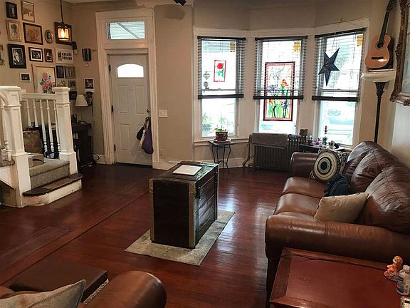 4th image of 269 Ege Ave