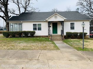 2001 S South St, Fort Smith, AR 72901