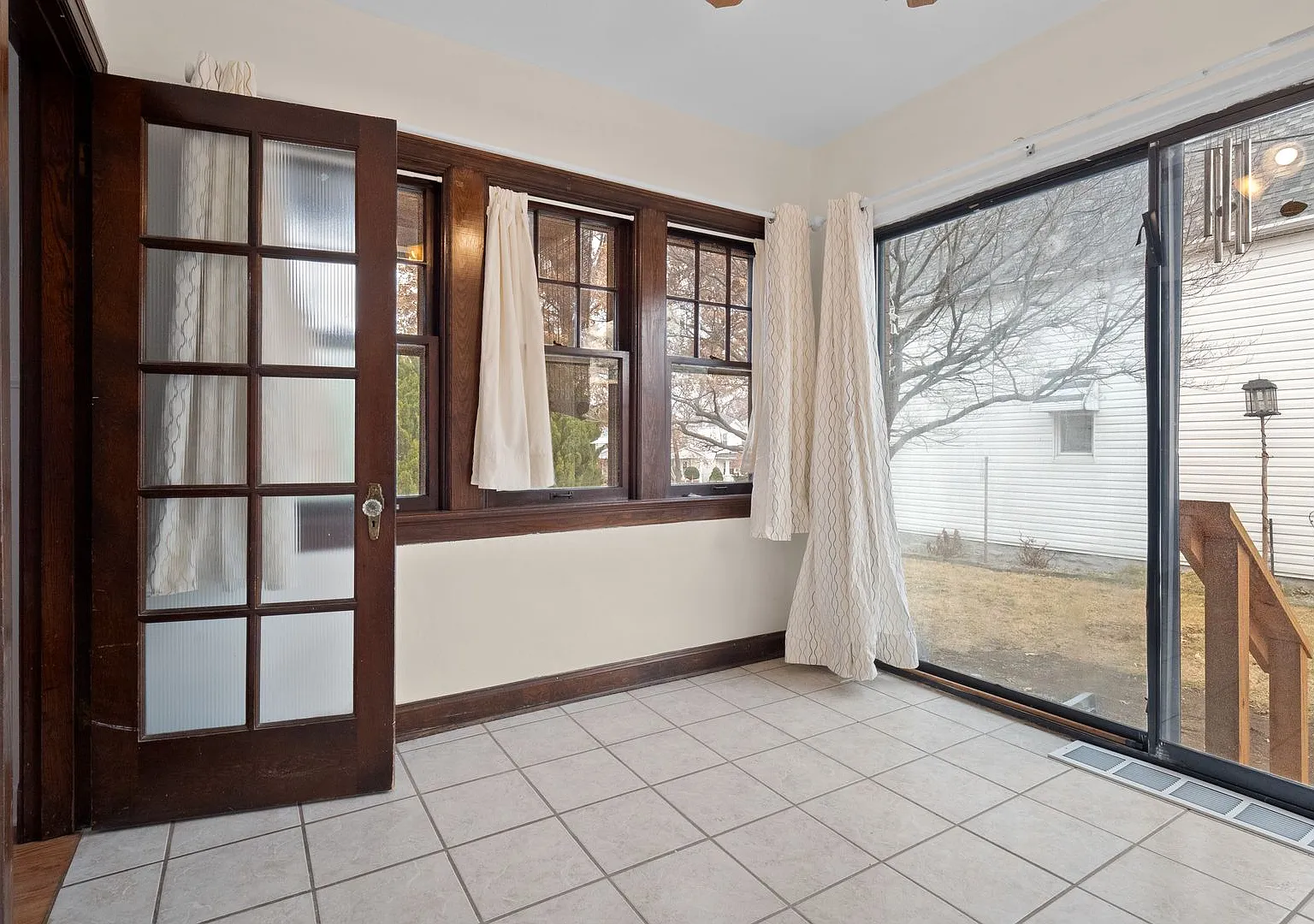 Hill-Adjacent, w/ Tons of Space! — Photo 1