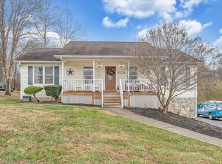 195 Little Mountain Cir, Rocky Mount, VA 24151