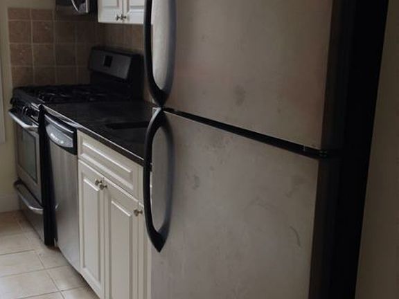 3rd image of 568 Pacific St APT 05A