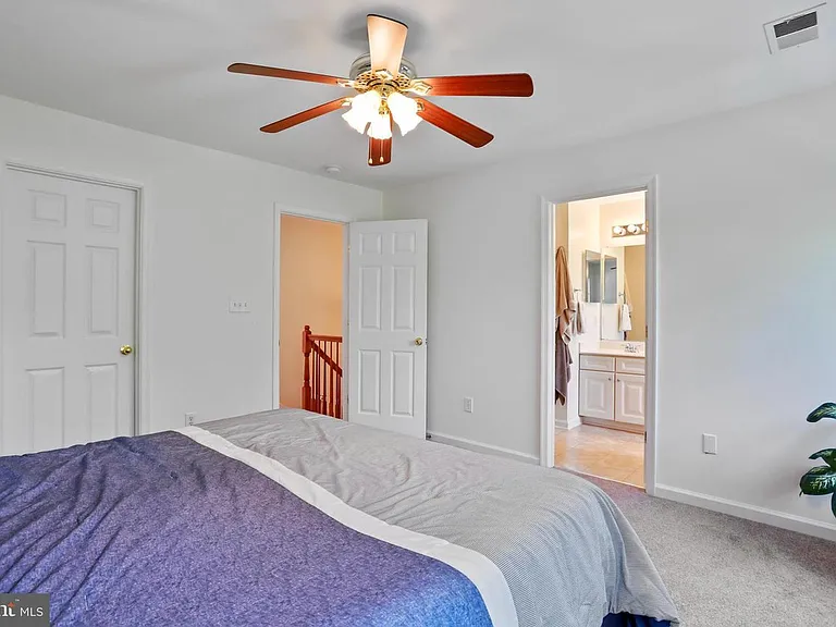 1307 Pendleton Ln — Photo 15