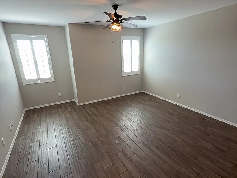 5525 N 187th Ln — Photo 6