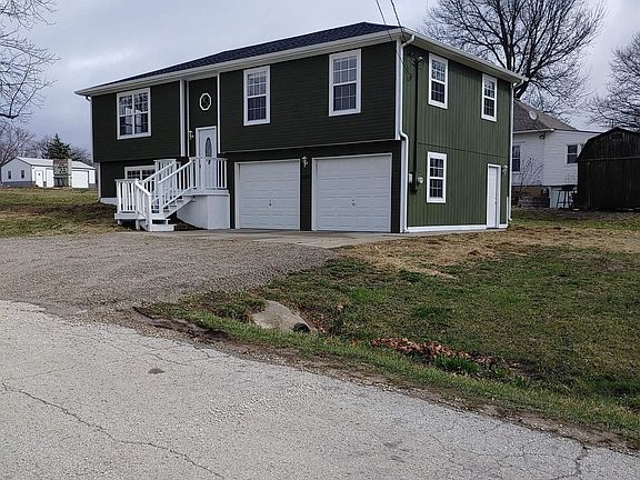2nd image of 500 S Summit St