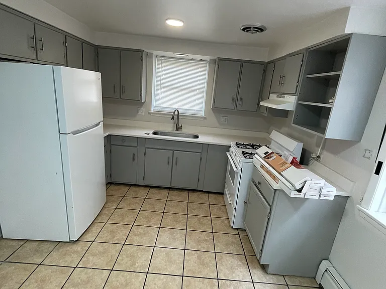 8038 Grand Ave #8N — Photo 4