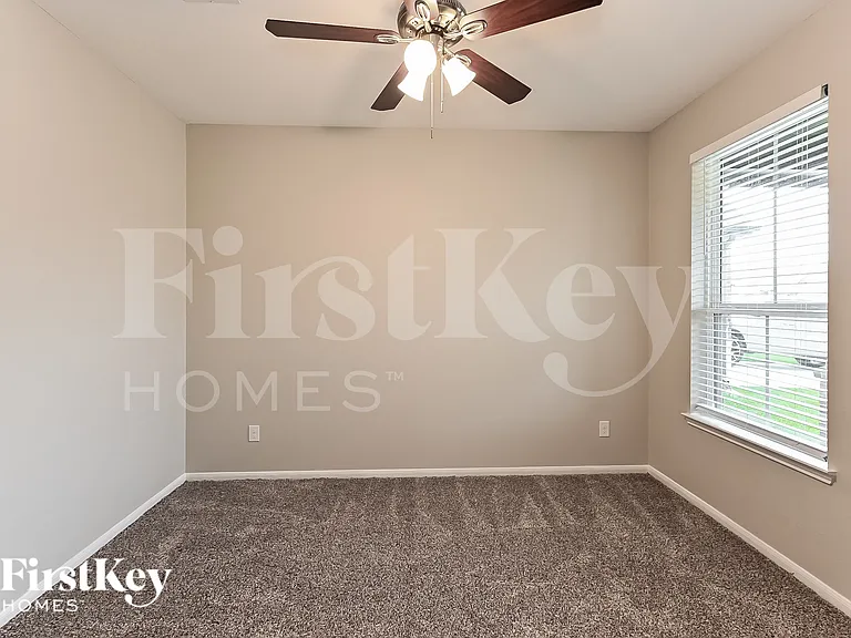 15319 Kinord Run Dr — Photo 11