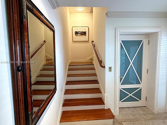 3rd image of 3508 Bayshore Villas Dr