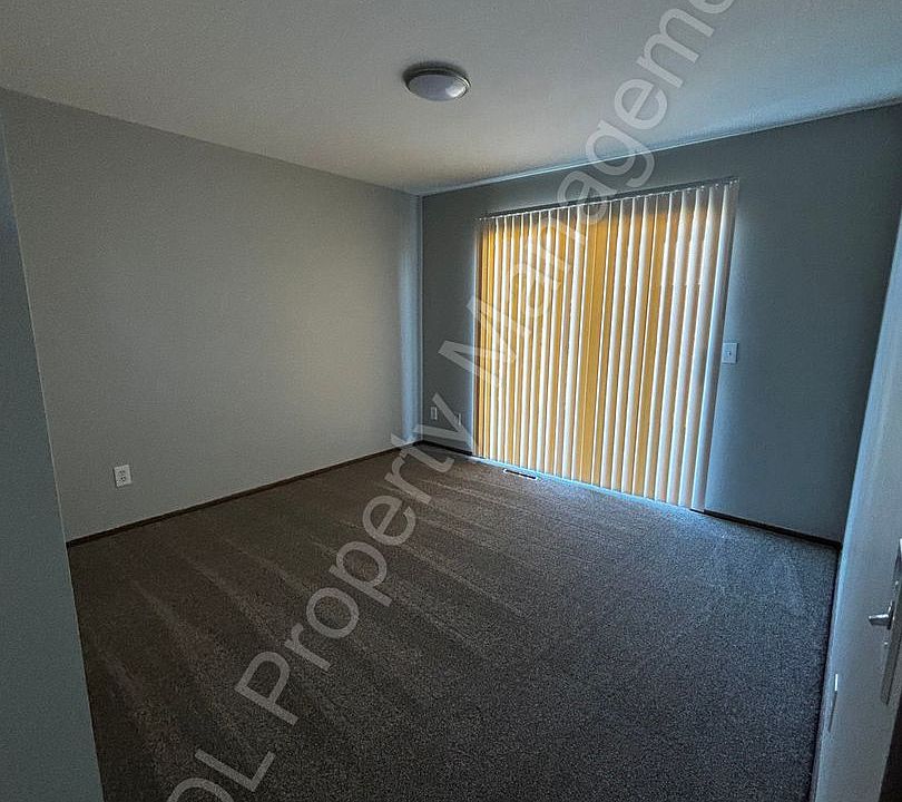 2nd image of 5055 S Washington Rd #22