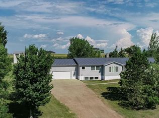 7603 Twilight Rd, Bismarck, ND 58503