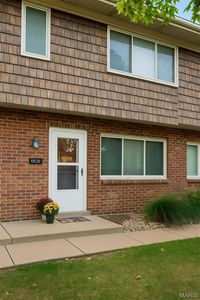 10573 Carroll Wood Way, Saint Louis, MO, 63128