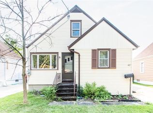 42 Boll St, Sloan, NY 14212