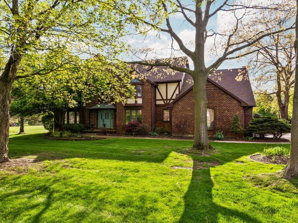 3603 Creekside Dr, Ann Arbor, MI 48105