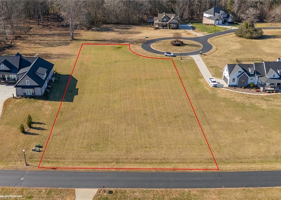 1st image of 314 Scout Rd