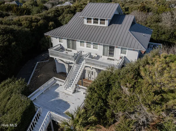 103 Salt Spray Court, Emerald Isle, NC 28594