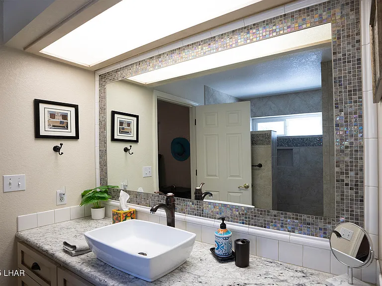 2906 Daytona Ave — Photo 53