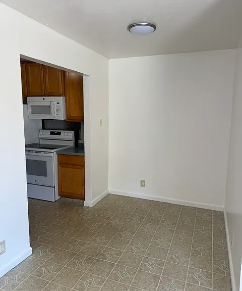 2409 Colina Ct #2409 — Photo 3