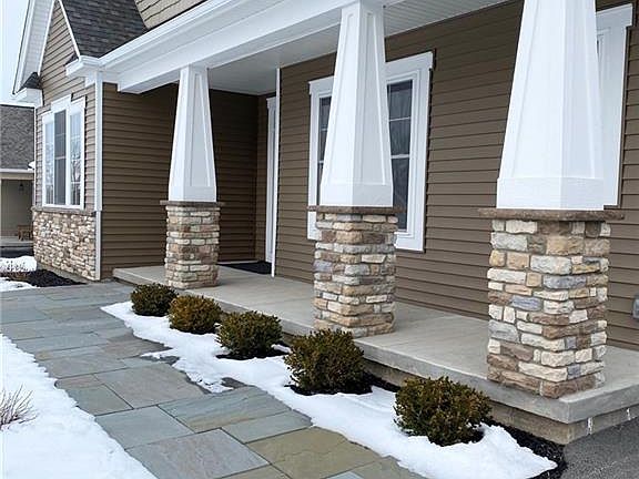 3rd image of 6442 Southgate Hills Dr