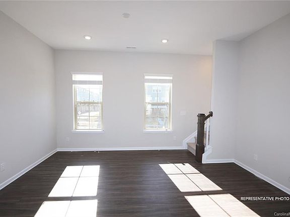 5th image of 7902 Denmark St #227