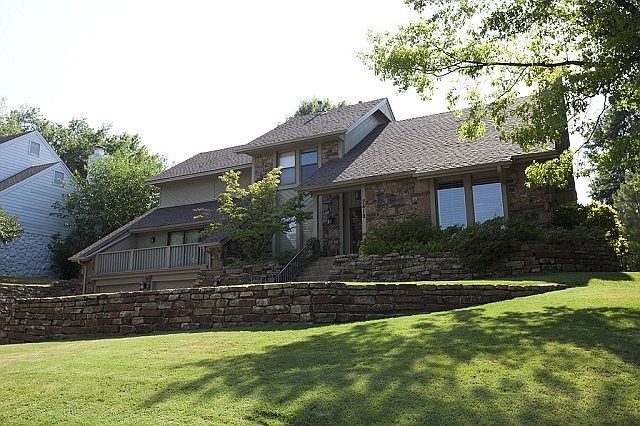 Lovely in quiet area! Jenks.schools