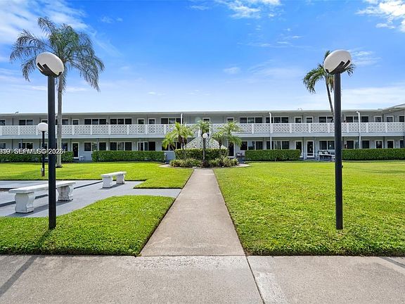 5th image of 600 Layne Blvd APT 212