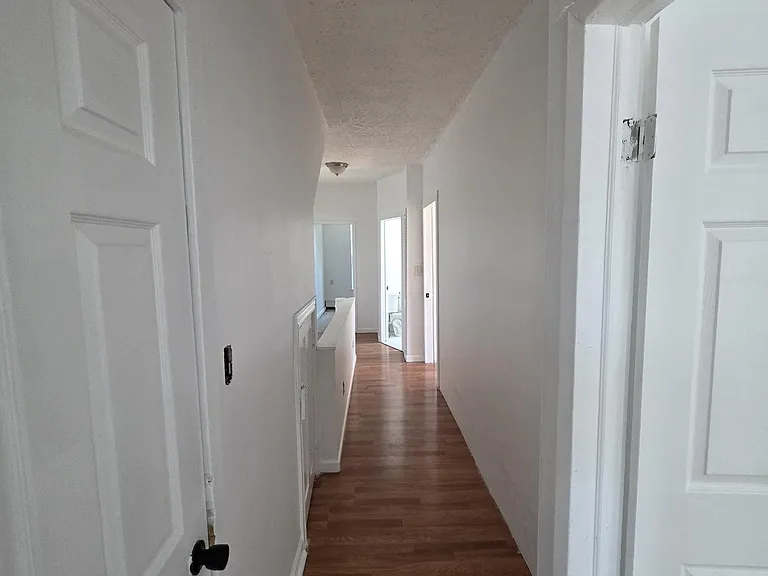320 Hewitt St #2 — Photo 2