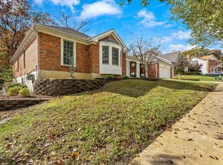 13516 Bahnfyre Dr, Saint Louis, MO 63128