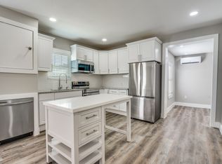 313 N Llewellyn Ave, Dallas, TX 75208