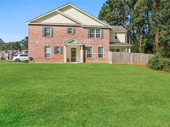 100 White Heron Dr, Madisonville, LA 70447